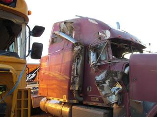 1999 Freightliner Classic XL Salvage