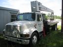 1999 International 4700 Crane Truck 1999 International 4700 Crane Truck