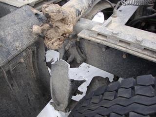 2004 FREIGHTLINER CL120 COLUMBIA Salvage
