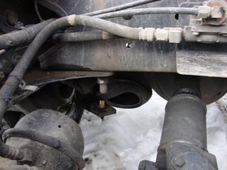 2004 FREIGHTLINER CL120 COLUMBIA Salvage