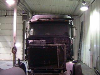 2003 International model 9900I Salvage