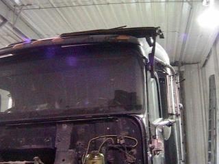 2003 International model 9900I Salvage