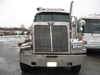 1999 Western Star 4964EX Salvage 1999 Western Star 4964EX Salvage