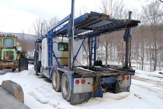 1997 Peterbilt 379 Short Hood Salvage