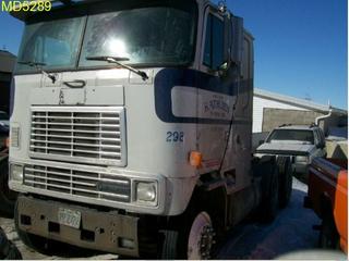 1998 INTERNATIONAL 9800 / *** QUICK BID **** Salvage