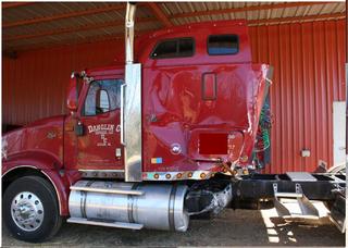 2000 International 9400i Salvage