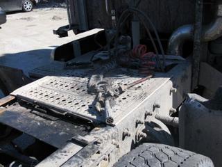 2002 Peterbilt 387 Salvage 2002 Peterbilt 387 Salvage