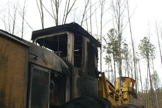 2004 JOHN DEERE 643H Salvage