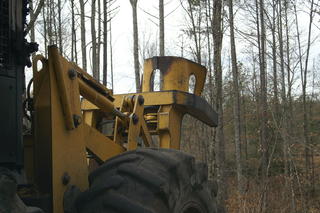 2004 JOHN DEERE 643H Salvage