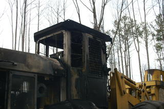 2004 JOHN DEERE 643H Salvage
