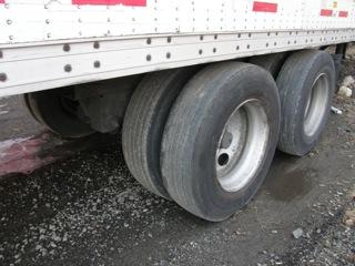 1997 wabash 53 ft dry van air ride suspension  Salvage
