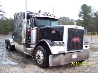 1999 PETERBILT  Salvage