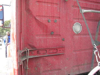 2001 VOLVO 660 Salvage 2001 VOLVO 660 Salvage