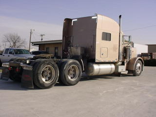 2004 Pete 379EH Salvage