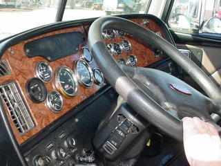 2004 Pete 379EH Salvage