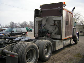 1998 Pete 379EXHD Salvage