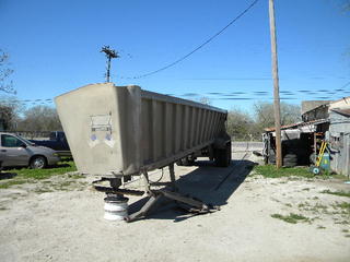 2000 Vantage End Dump Salvage