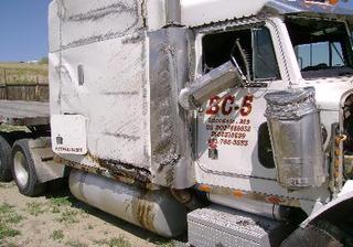 2004 Peterbilt 379 Salvage 2004 Peterbilt 379 Salvage