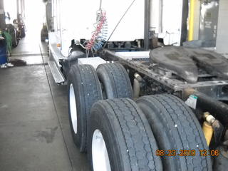 1997 Freightliner FLD 120 Road Tractor Salvage 1997 Freightliner FLD 120 Road Tractor Salvage