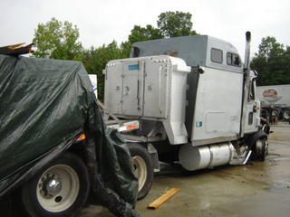 2000 International 9900i Salvage 2000 International 9900i Salvage
