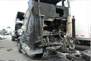 2004 international 9200 i  Salvage