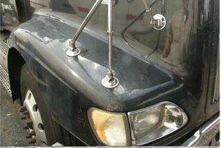 2004 international 9200 i  Salvage