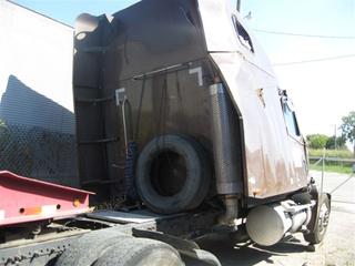 2003 Freightliner Salvage 2003 Freightliner Salvage