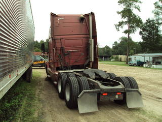 2000 Volvo VNL64T660 Salvage 2000 Volvo VNL64T660 Salvage