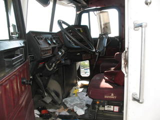 2001-freightliner Salvage 2001-freightliner Salvage