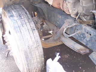 1997 Ford L-9000 Day Cab Tractor Salvage 1997 Ford L-9000 Day Cab Tractor Salvage