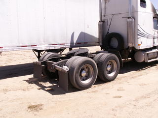 1998 Freightliner Century Salvage