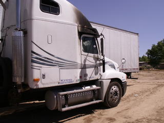 1998 Freightliner Century Salvage