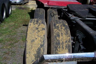 2004 Volvo VNL64T670 Salvage 2004 Volvo VNL64T670 Salvage