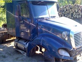 2003 Freightliner Salvage