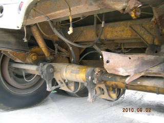2000 Cornhusker Bottom Hopper Salvage