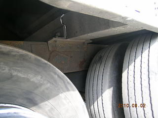 2000 Cornhusker Bottom Hopper Salvage