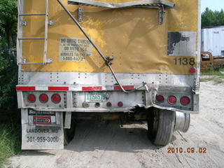 2000 Cornhusker Bottom Hopper Salvage