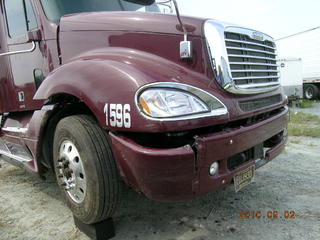 06 Freightliner Columbia Salvage