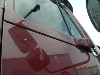 06 Freightliner Columbia Salvage