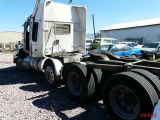 2007 Western Star 4900SA Salvage 2007 Western Star 4900SA Salvage