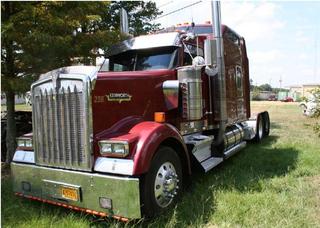 2000 Kenworth W900B Salvage