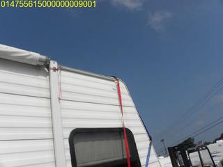 1995 FLEETWOOD PROWLER M29S 30' TRVEL TRAILER Salvage