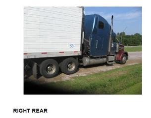 2000 Freightliner Salvage