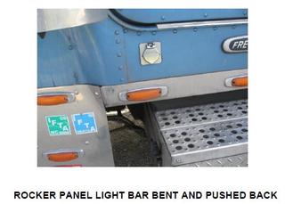 2000 Freightliner Salvage