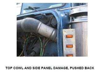 2000 Freightliner Salvage