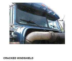 2000 Freightliner Salvage
