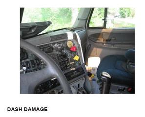 2002 Freightliner CL20064S Salvage 2002 Freightliner CL20064S Salvage