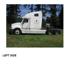 2002 Freightliner CL20064S Salvage
