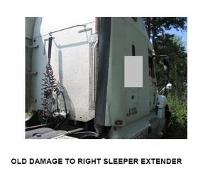 2002 Freightliner CL20064S Salvage 2002 Freightliner CL20064S Salvage