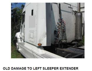 2002 Freightliner CL20064S Salvage 2002 Freightliner CL20064S Salvage